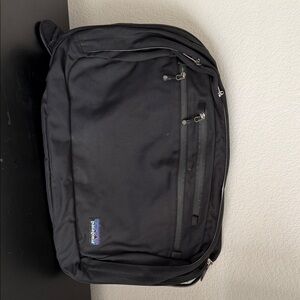 Patagonia MLC (maximum legal carryon) Black convertible bag with backpack straps
